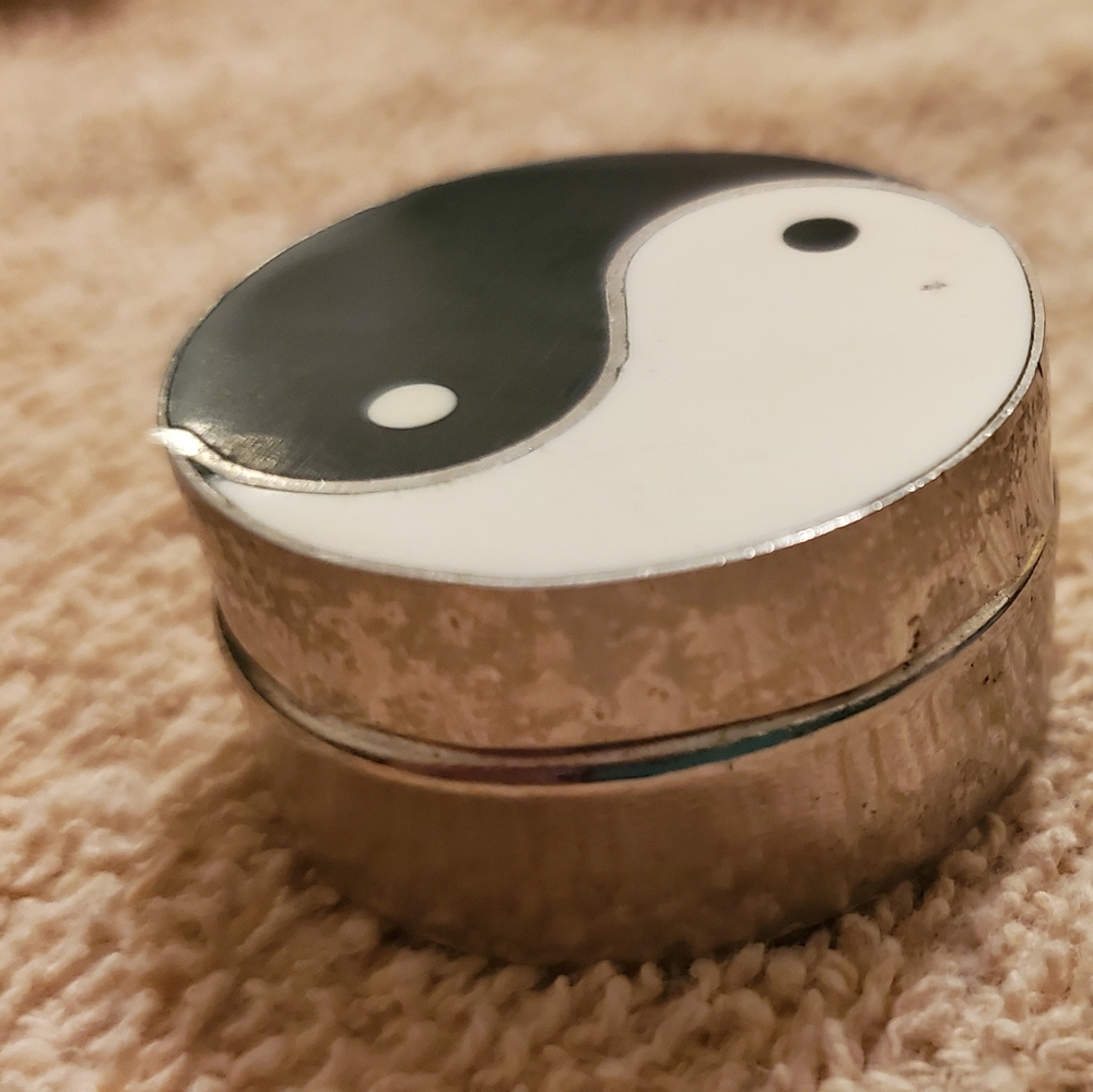 Trinket box